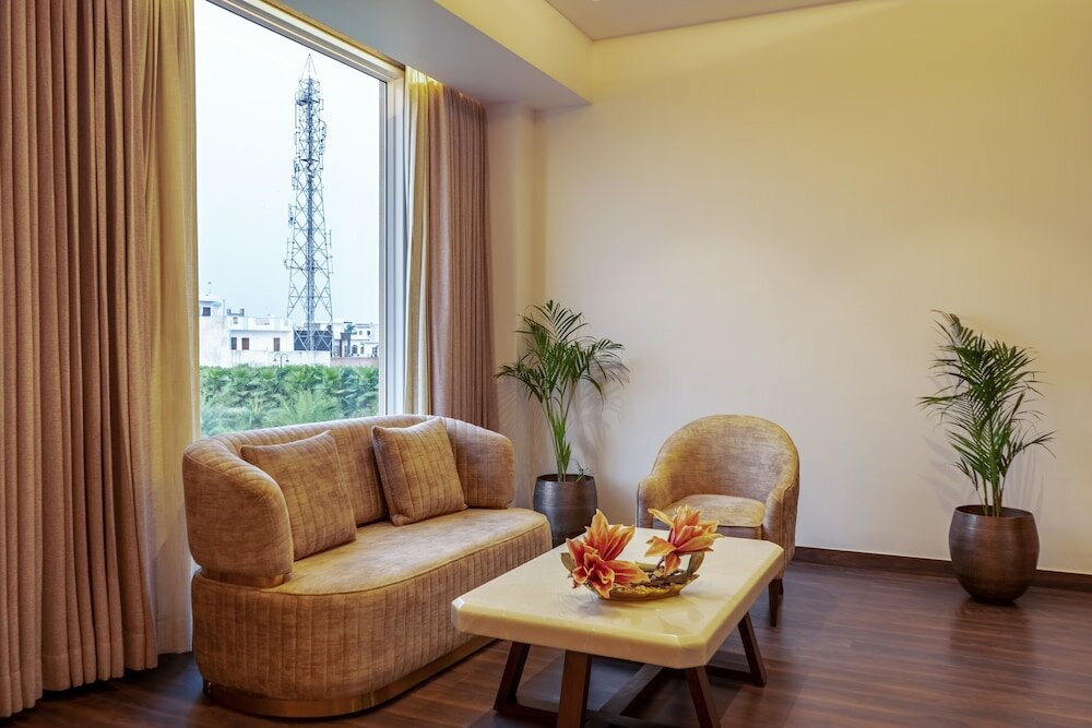 Фото Palasa Hotel