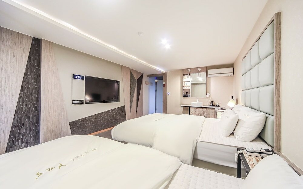 Фото Busan Seomyeon Den Vast Hotel