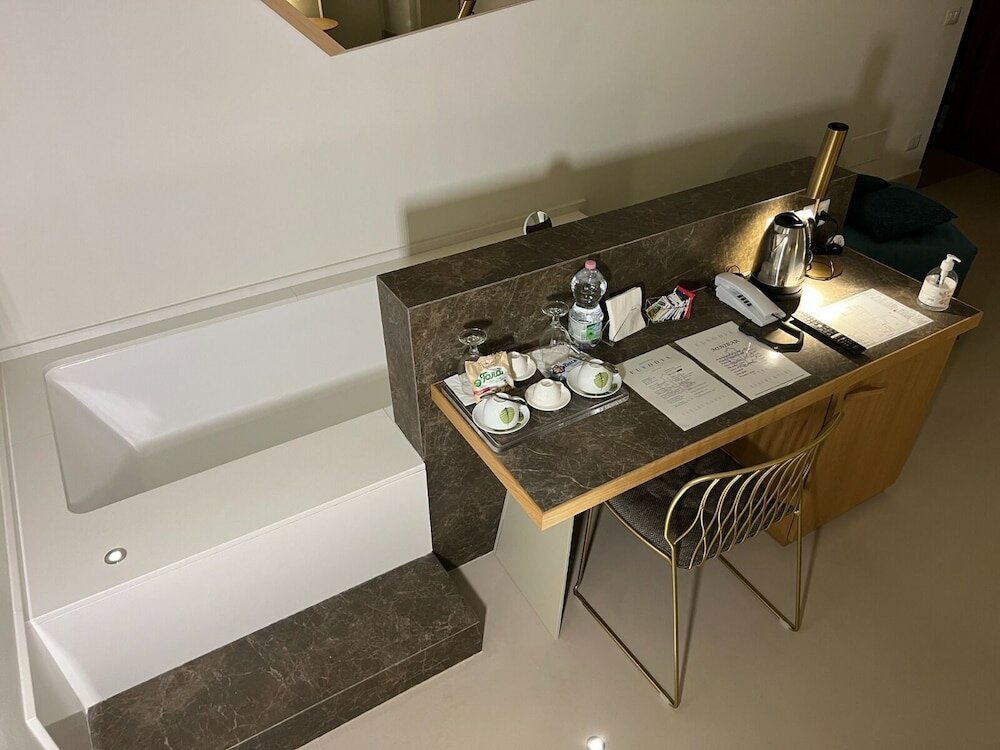 Фото Euvodia Luxury Rooms