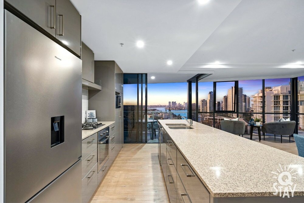 Фото Avalon Apartments - Q Stay