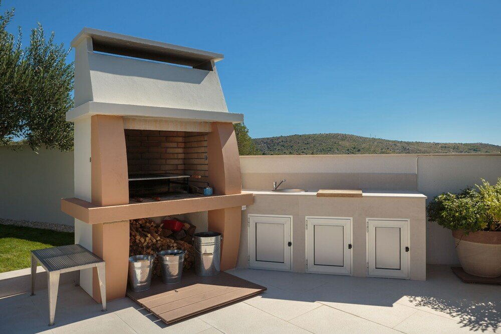 Фото Luxury Villa Cinderella with Swimming Pool