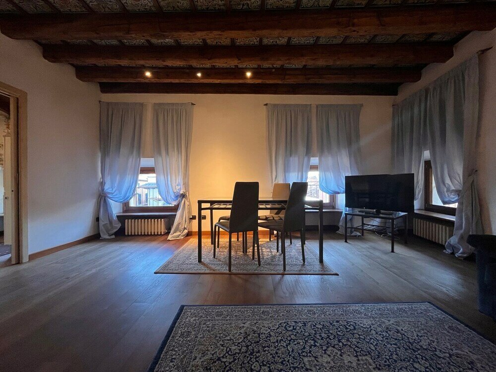 Фото Piazza Erbe Lodge