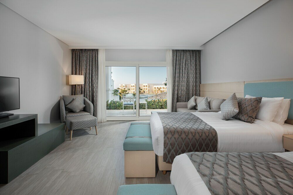 Фото Cleopatra Sidi Heneish