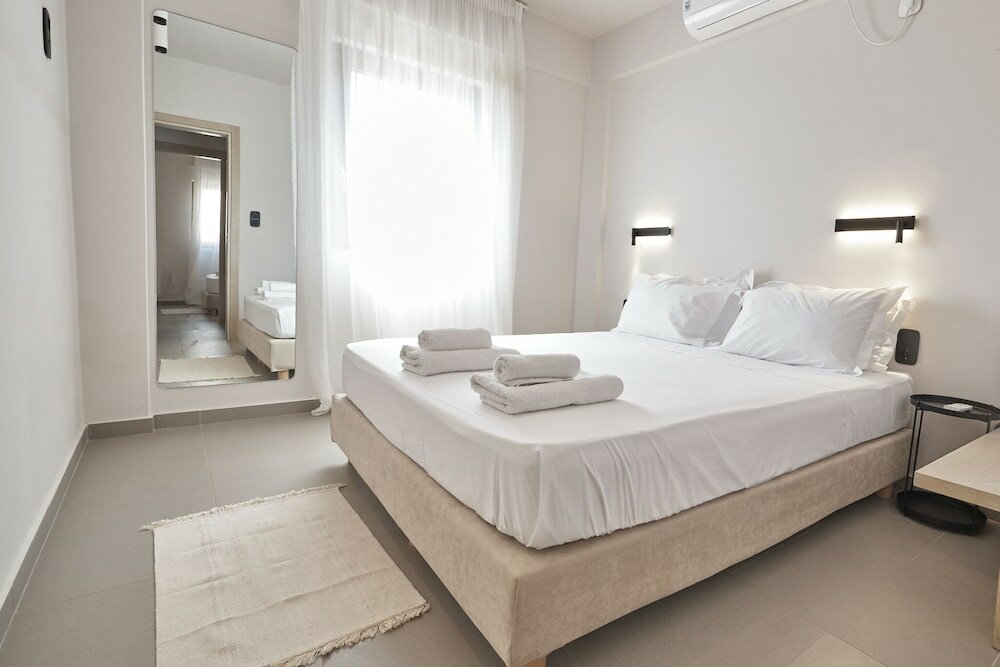 Фото Amal Kythnos Suites