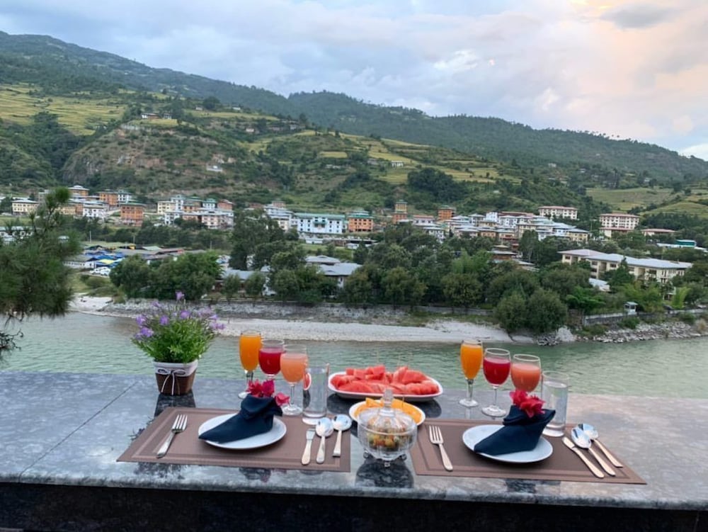 Фото Hotel River Valley