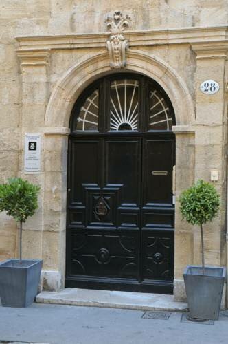 Гостиница L'Hotel Particulier 28 à Aix в Экс-ан-Провансе