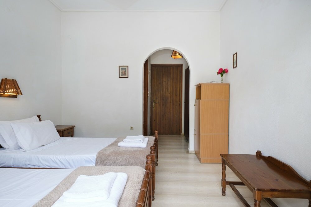 Фото Koukounaries Beach Hotel