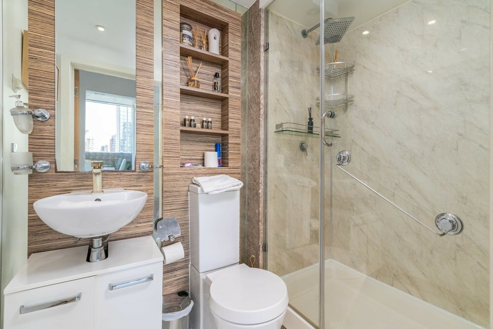 Фото Canary Wharf Retreat With Free Secure Parking