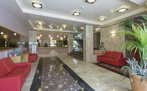 Гостиница Apartamentos Ms Pepita Puerto Marina в Торремолиносе