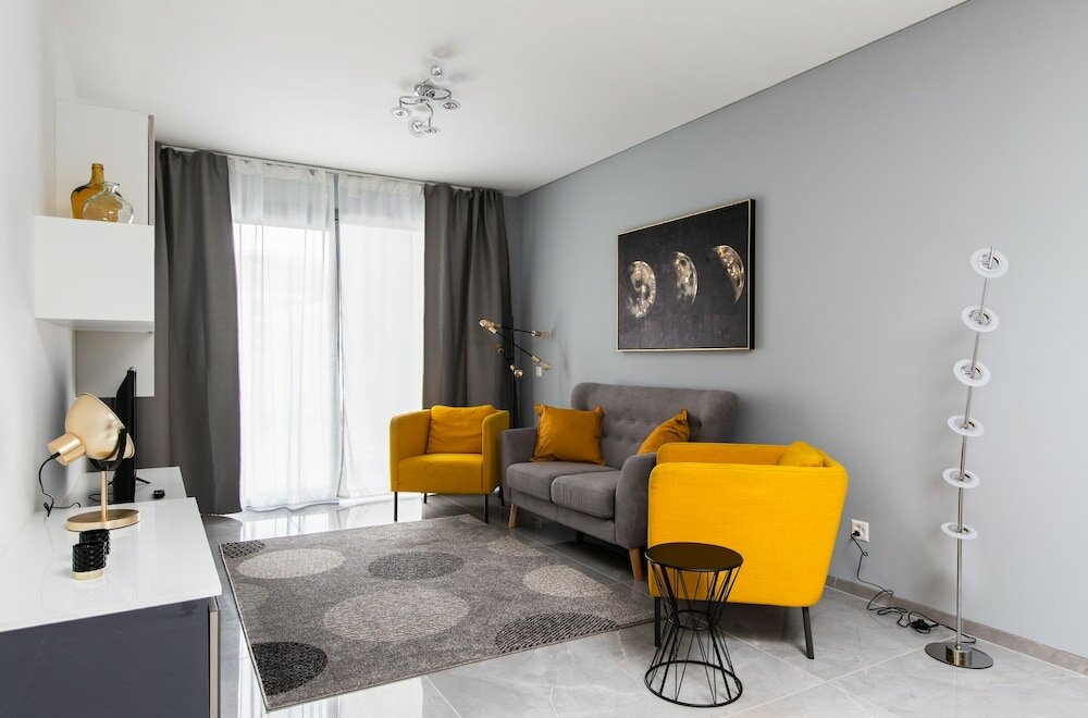 Фото Promenade Apartments