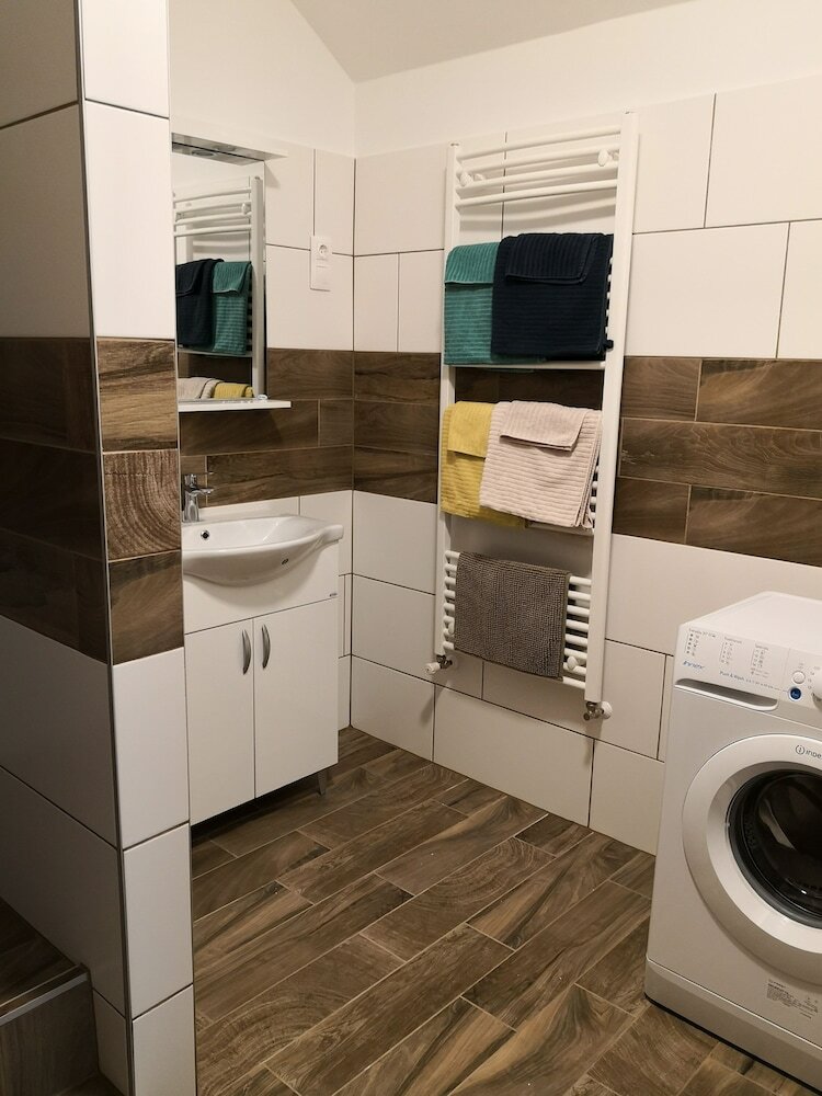 Фото Green Garden Plus Apartman