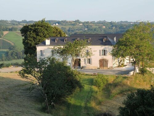 Гостиница Maison d'hôtes Marimpoey в Пау