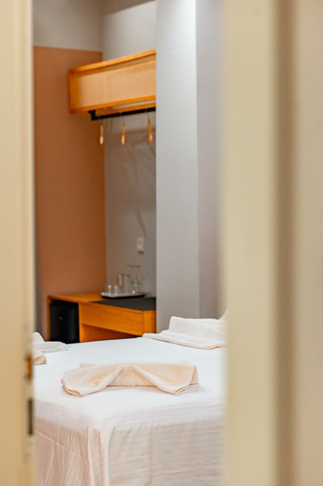 Фото A-13 Belle Athenes - Luxury Rooms at Monastiraki Railway Station