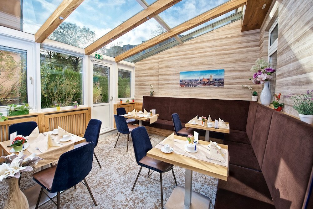 Фото Park Hotel Laim Serviced Apartments