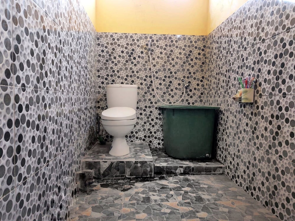 Фото Oyo 92357 Zzip Homestay