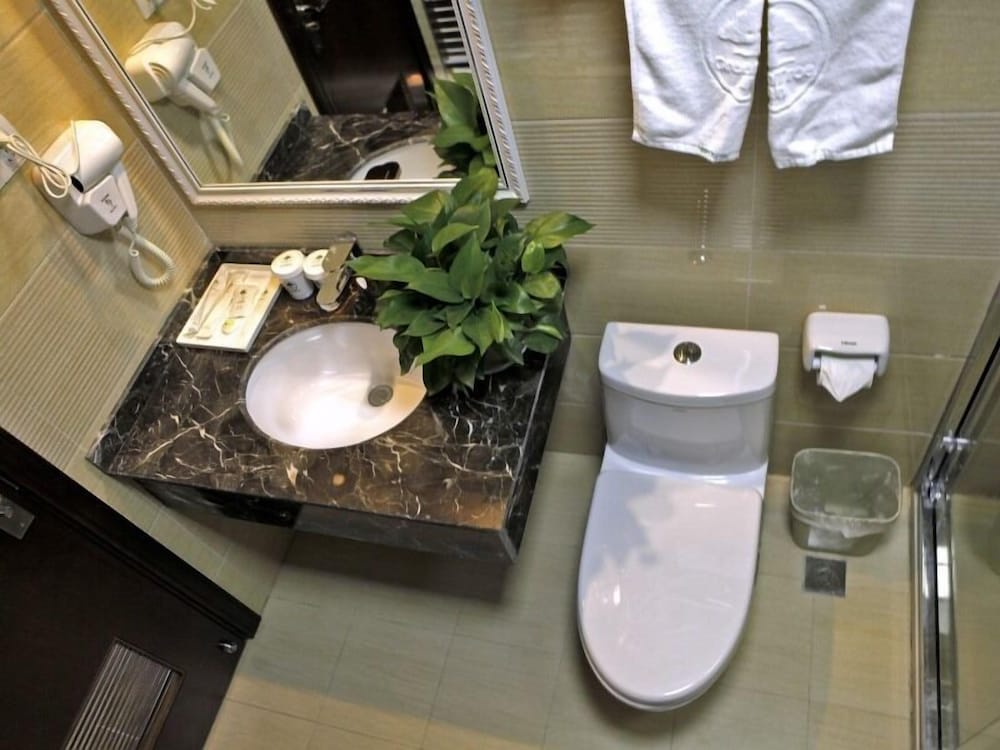 Фото GreenTree Inn Nantong ChongChuan District ZhongNan Century City Express Hotel