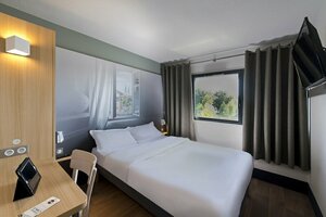 Гостиница B&b Hotel Pau Zénith