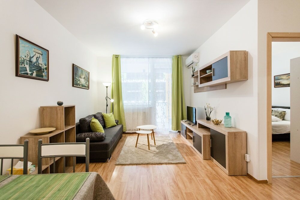 Фото Corvin 4 Apartment