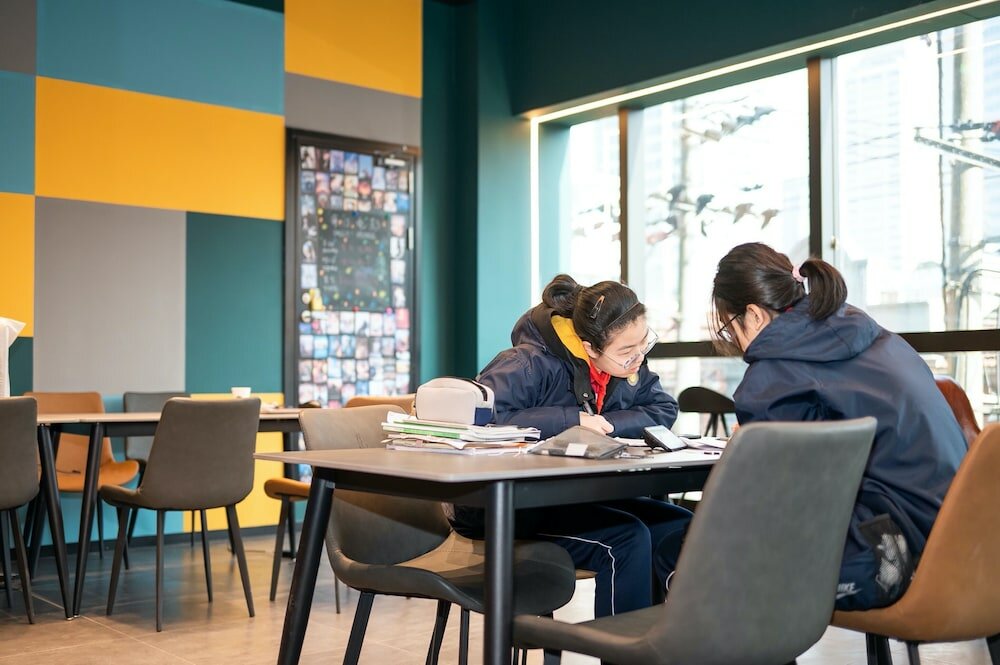 Фото Dayin International Youth Hostel - East Nanjing Road & The Bund