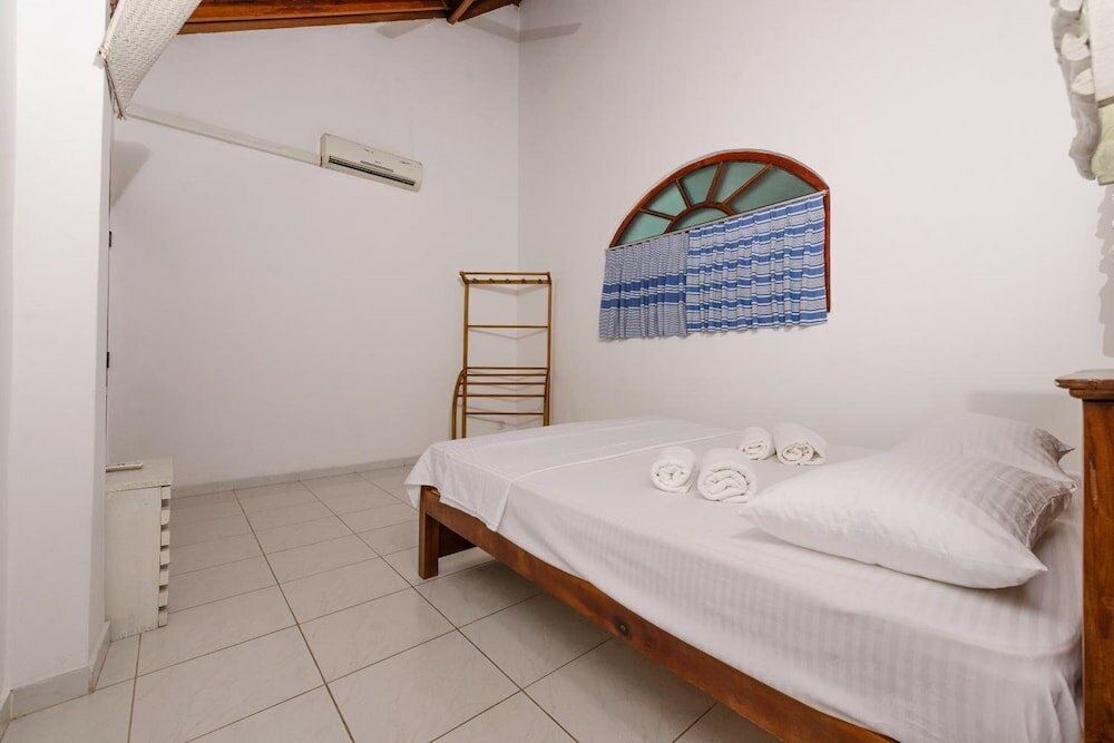 Фото Bright Sunshine Guest House