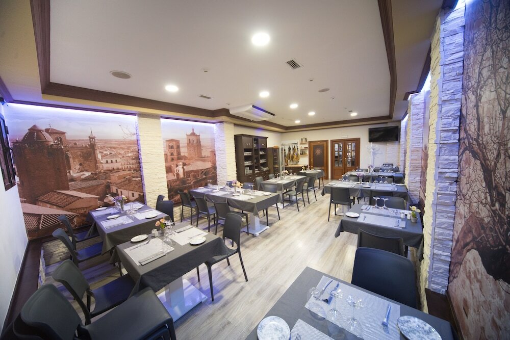 Фото Hostal Julio