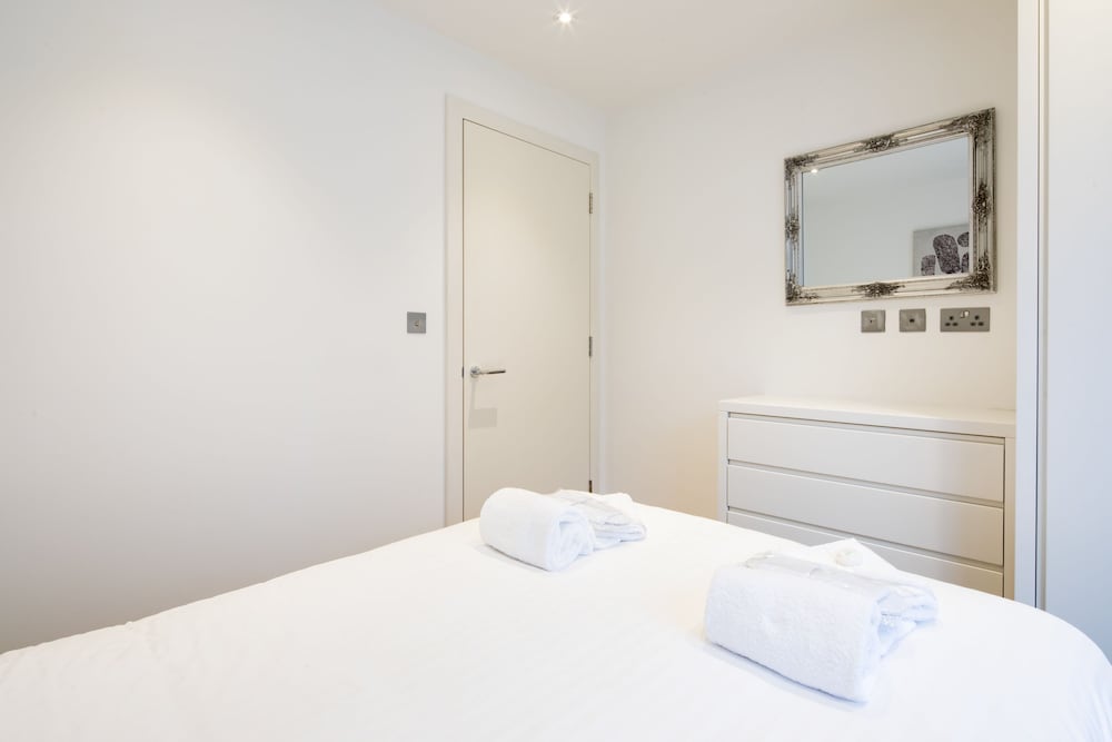 Фото Omega Place by Servprop