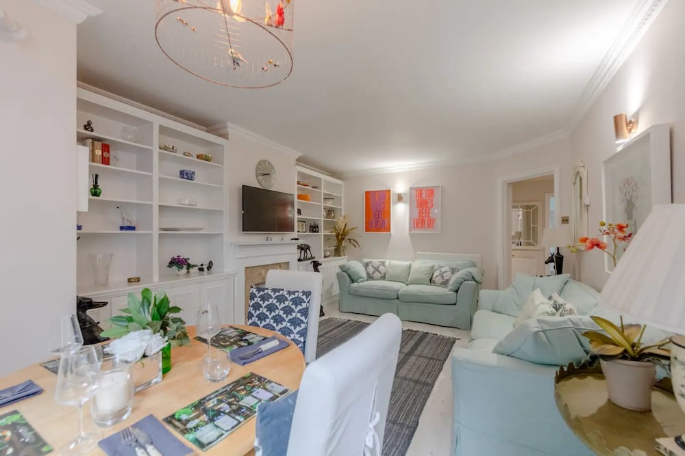 Фото Spacious 2 Bedroom Flat in Wandsworth