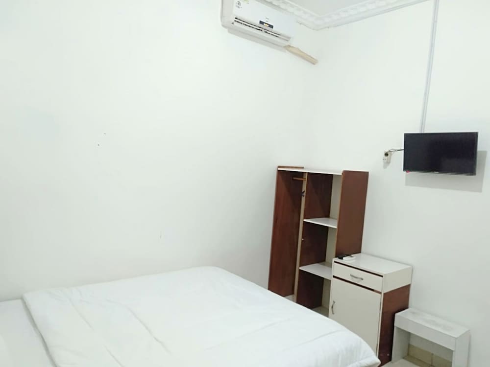 Фото Oyo 92596 Al-razzaq Guest House