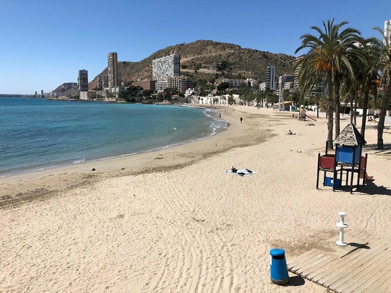Гостиница Hostal El Paraíso в Аликанте
