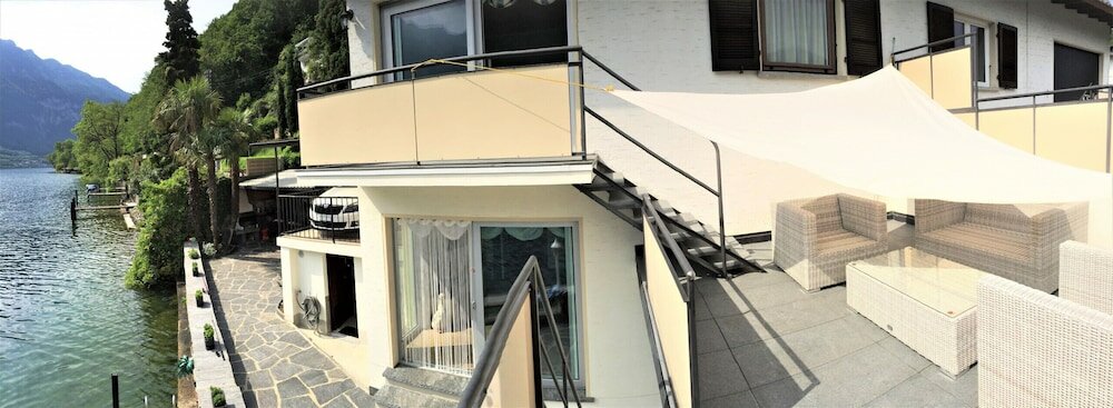 Фото Direct on Lugano Lake: Take a Swim From Your Villa