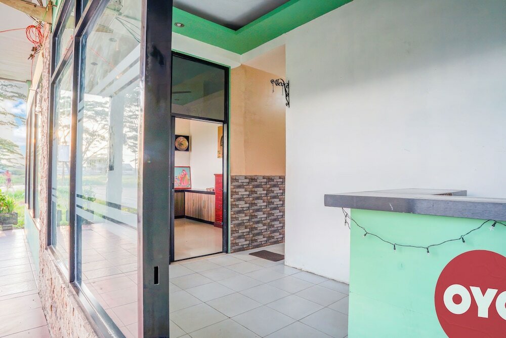 Фото Oyo 92609 Guest House Malay Singkawang