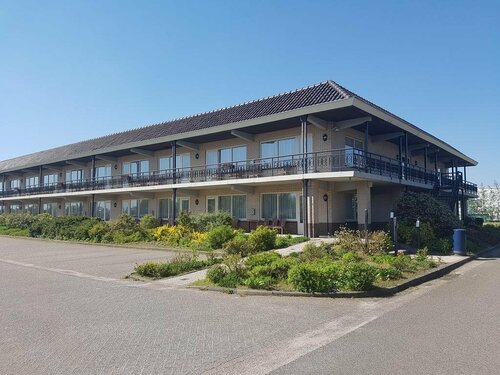 Внешний вид отеля Van der Valk Hotel Groningen - Zuidbroek A7 в Зёйдбруке, фото 3