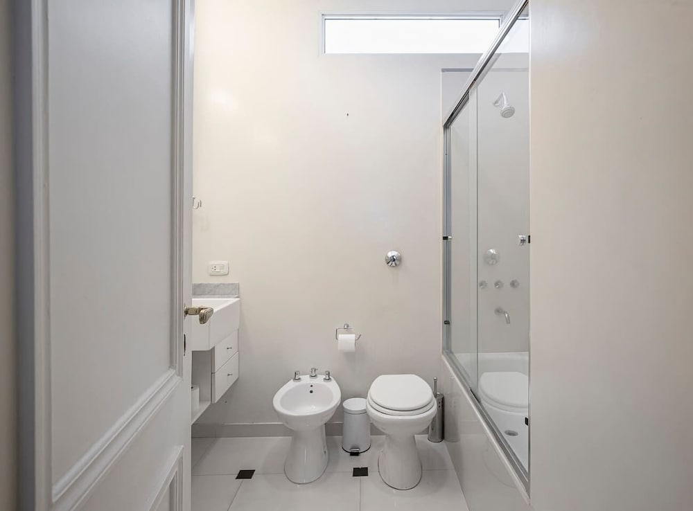 Фото Sunny design apartment with amazing view