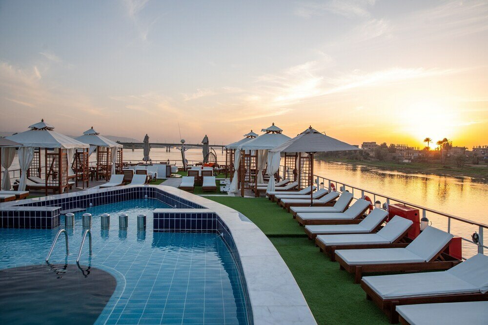 Фото Champollion II Nile Cruise