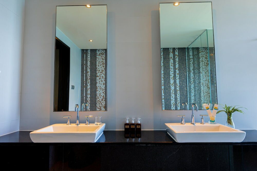 Фото The Sea Luxury Nha Trang Apartment