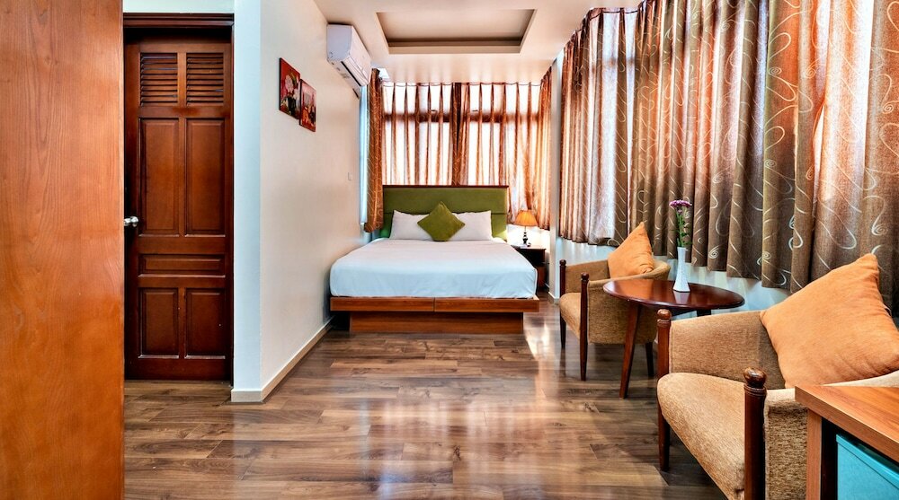 Фото Hanz LakeView Hotel Hanoi