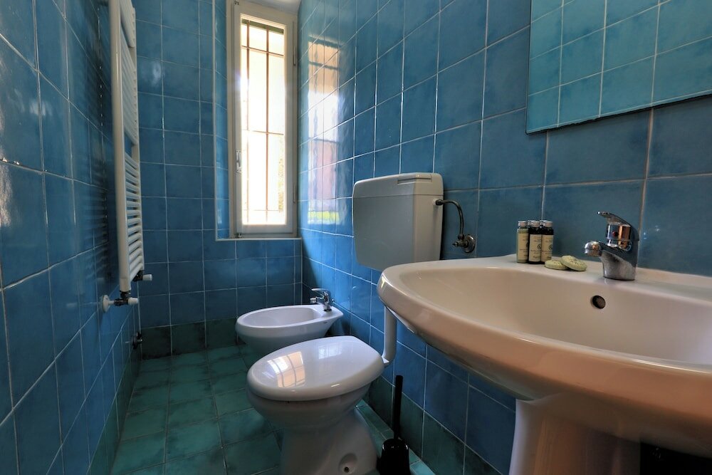 Фото Bed and Parking Cecina Rooms