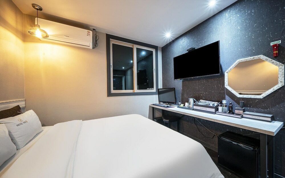 Фото Yeosu Hotel The B