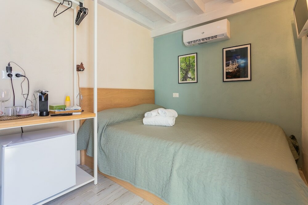 Фото Dim's Apartments by Wonderful Italy