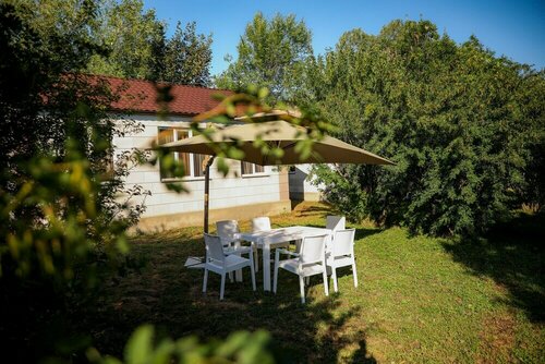 Гостиница Garden Inn Resort Sevan в Севане