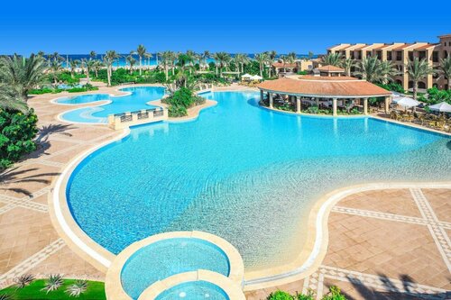 Jaz Almaza Bay