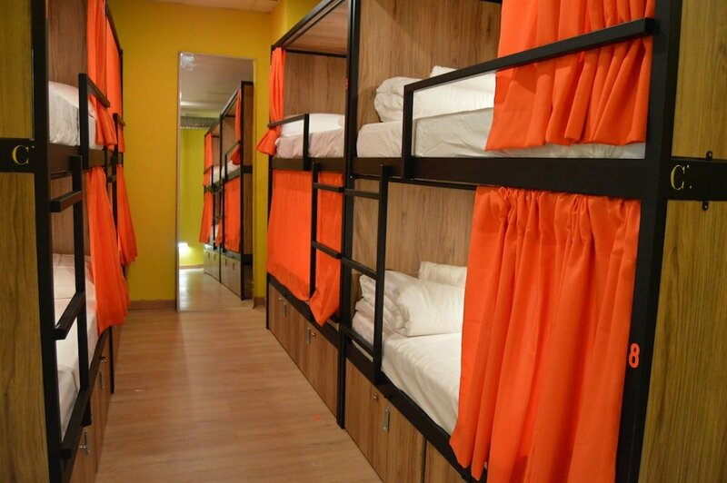 Хостел Debod Hostel в Мадриде
