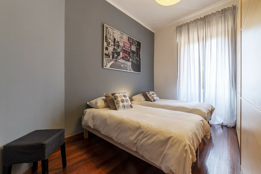 Фото Porta Pia Apartment with Balcony