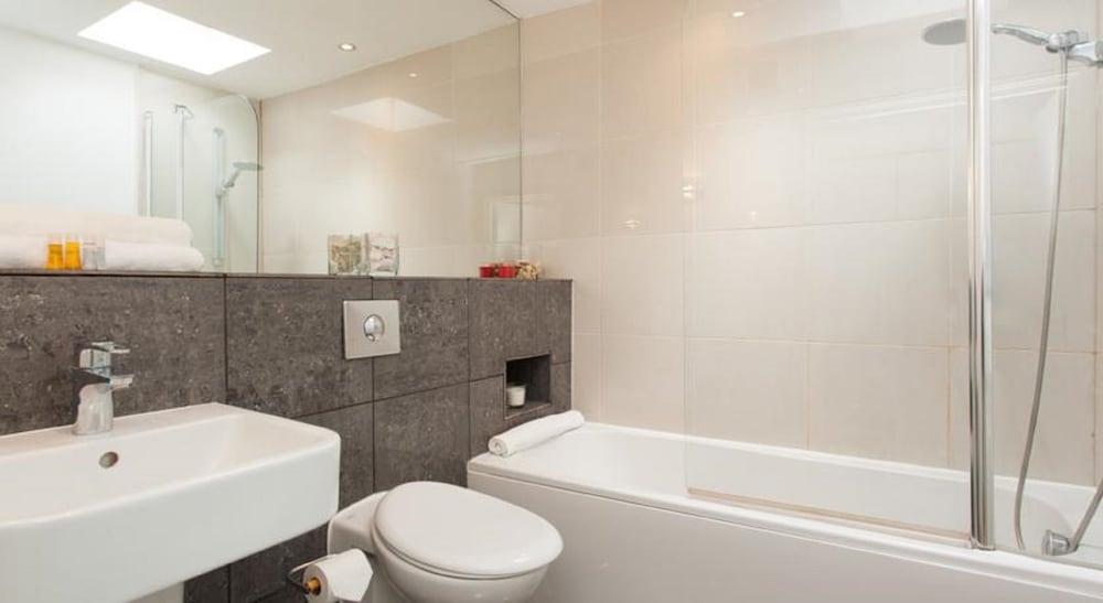 Фото Brick Lane Luxury Apartments