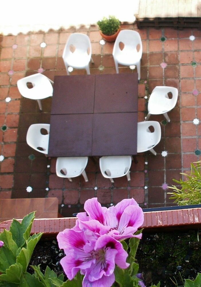 Фото Toc Hostel Granada