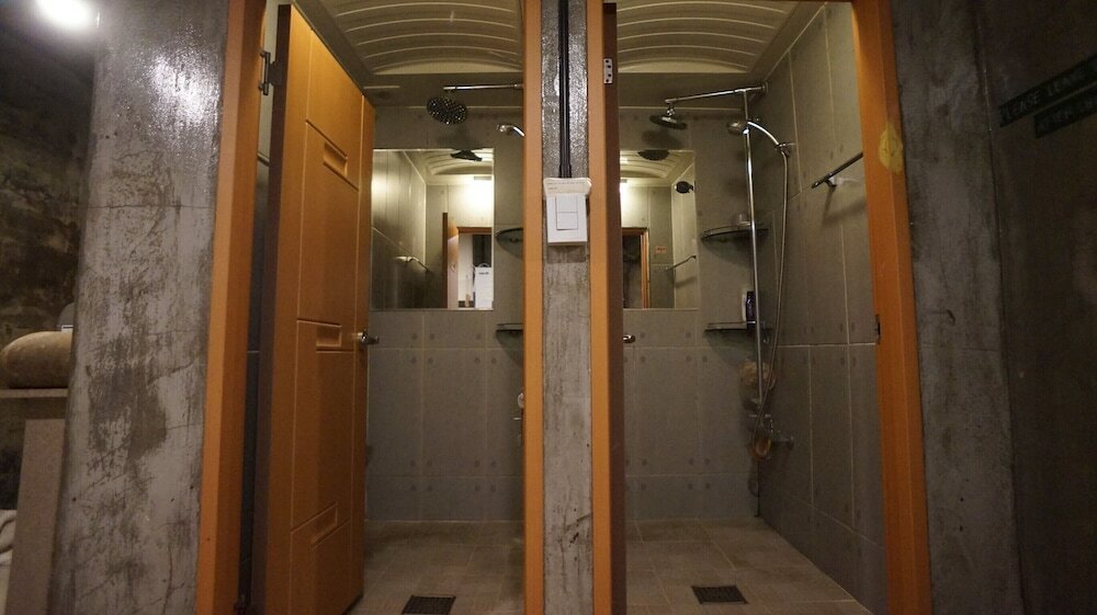 Фото Guesthouse H