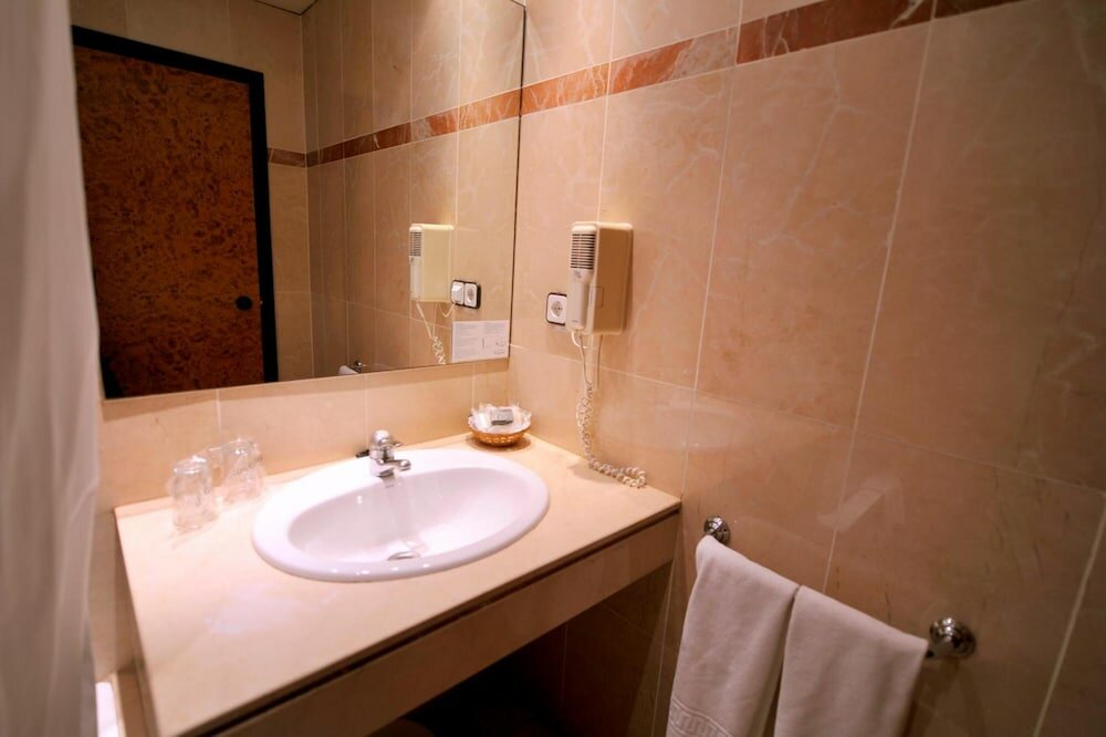 Фото Hotel Glories