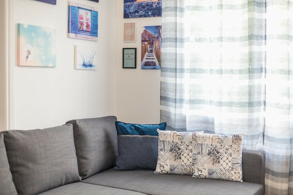 Фото Athens Bright Suite by Cloudkeys