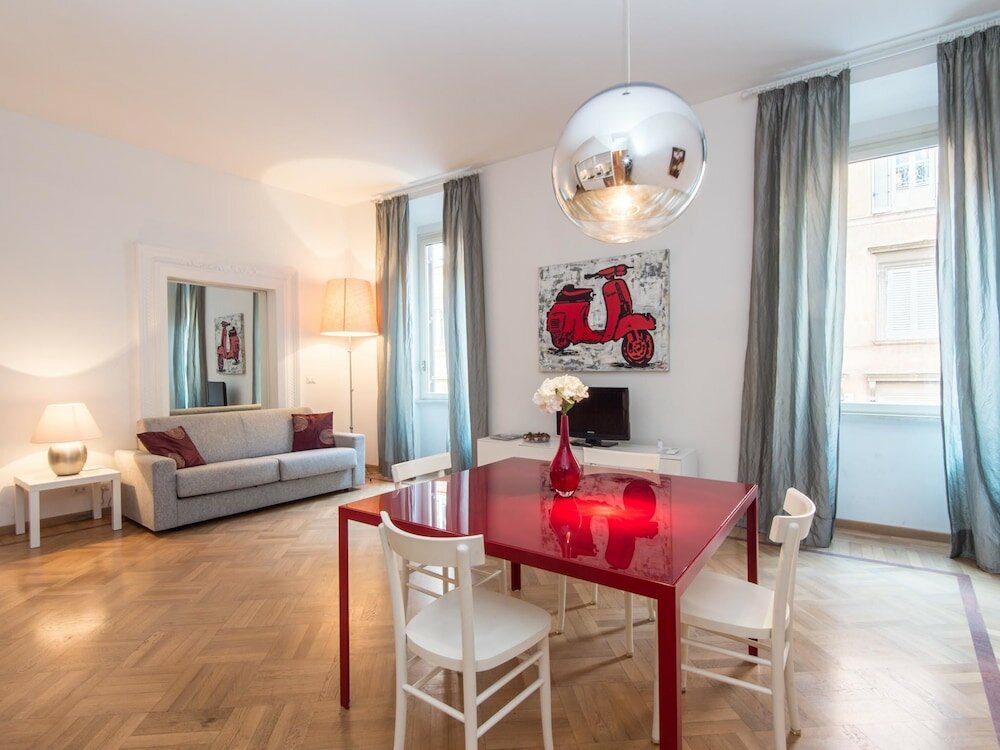 Фото Rsh Spanish Steps Luxury One Bedroom C