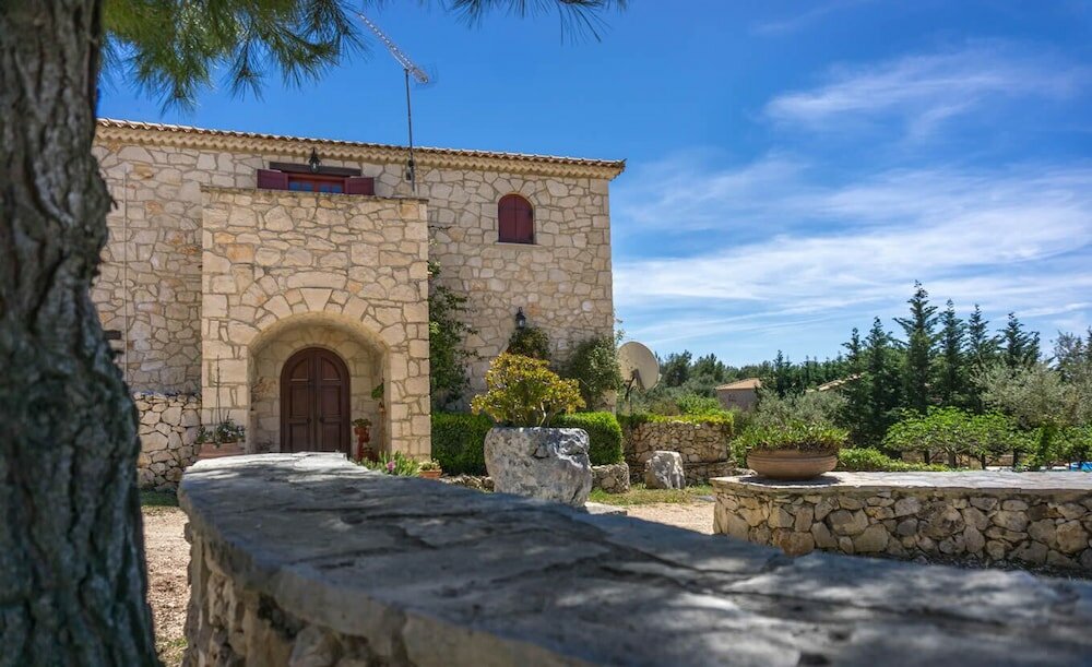 Фото Aresti Mountain Resort